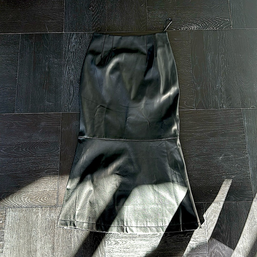 NWT STAUD vegan leather black skirt - 6 - Picture 2 of 8